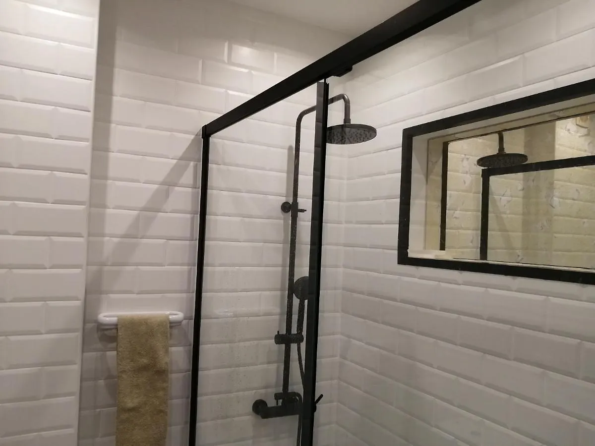 Guest house Paradise Space Alges